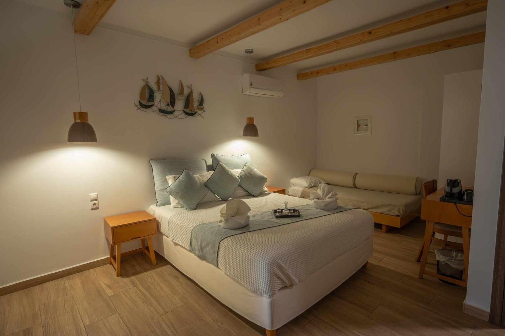 Karidis Hotel Kamári 外观 照片