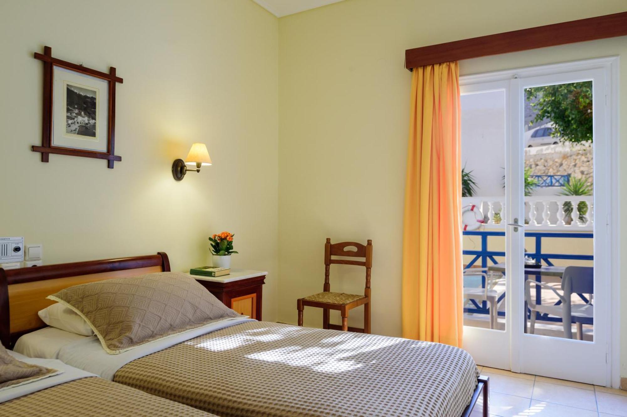 Karidis Hotel Kamári 外观 照片