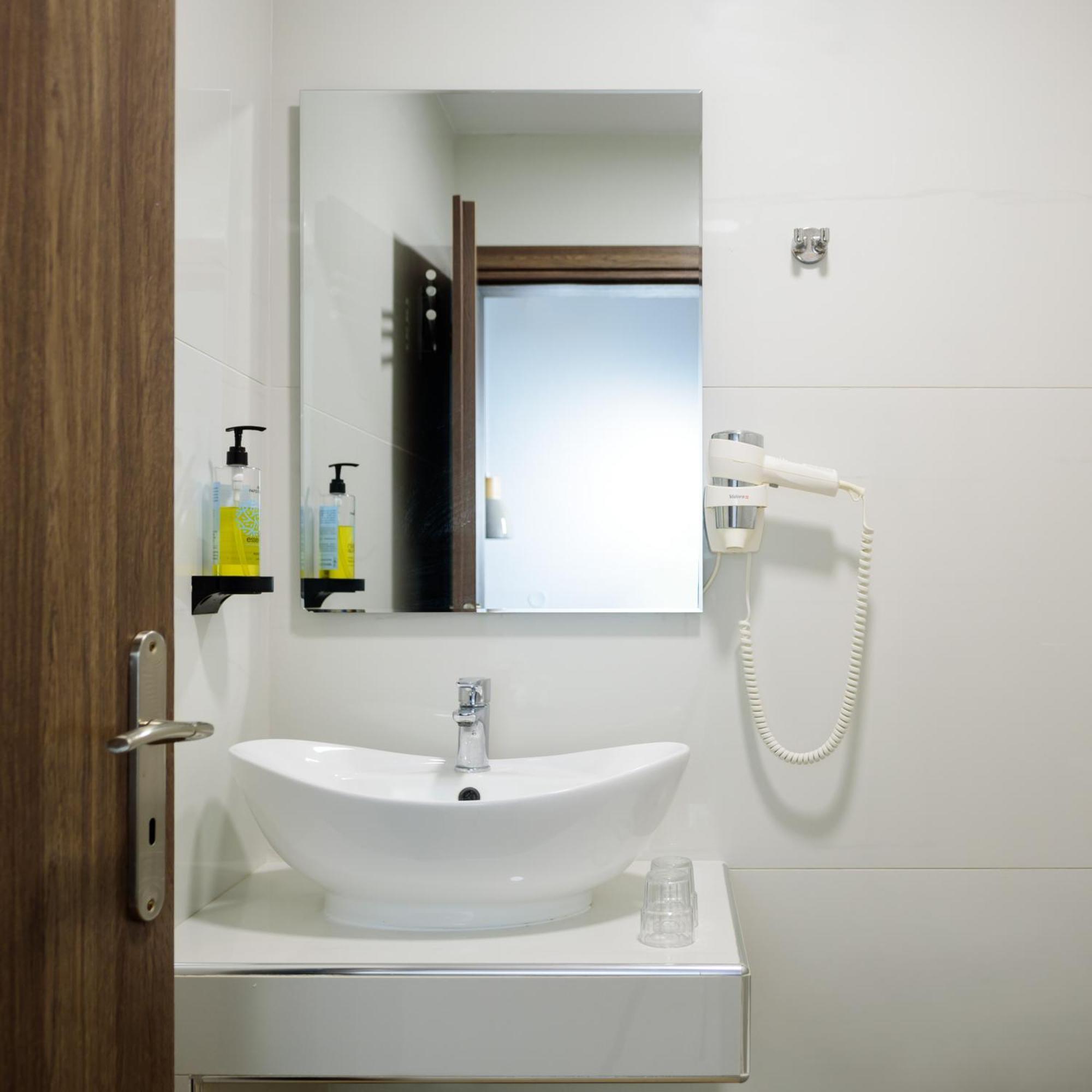 Karidis Hotel Kamári 外观 照片