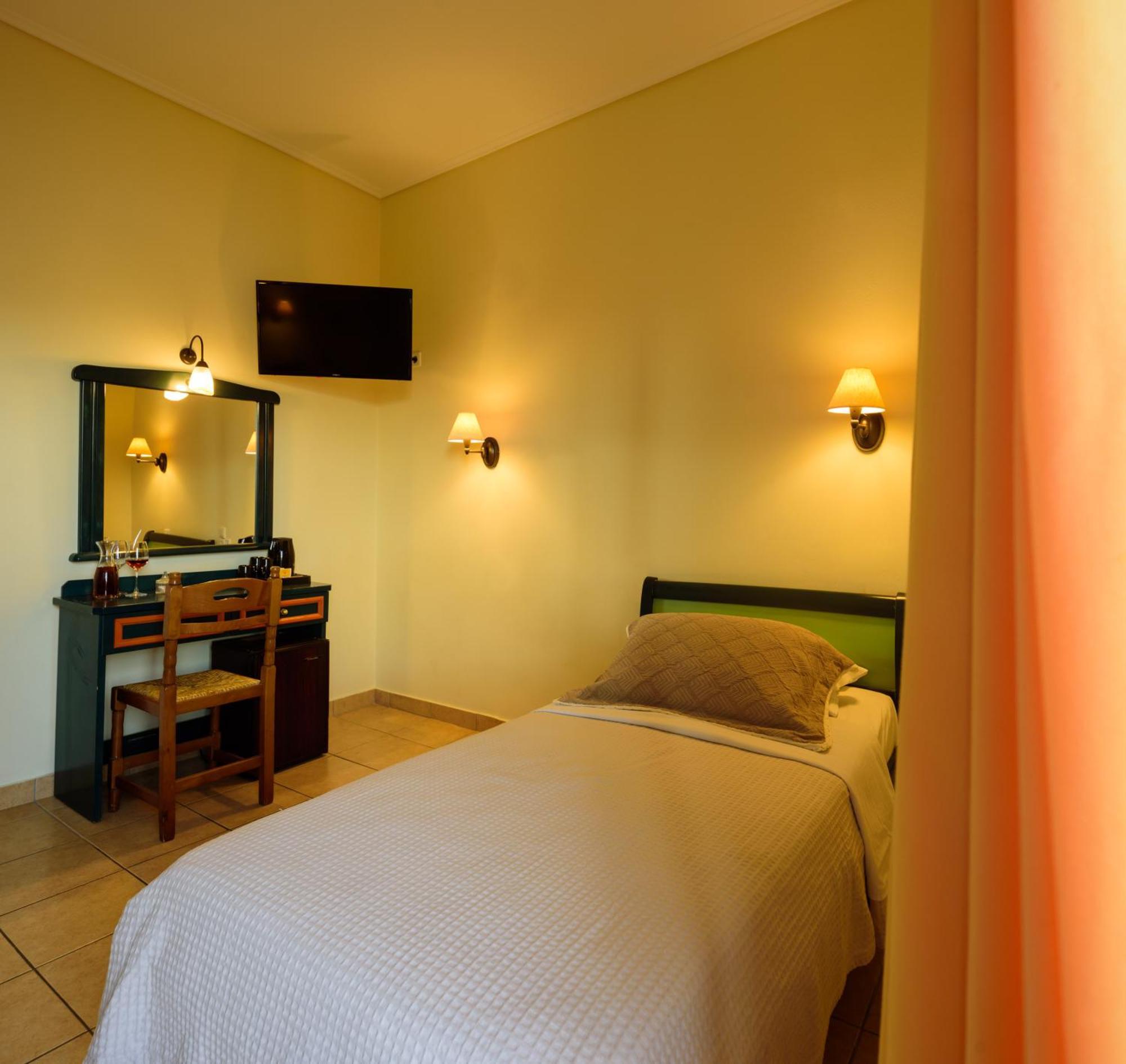 Karidis Hotel Kamári 外观 照片
