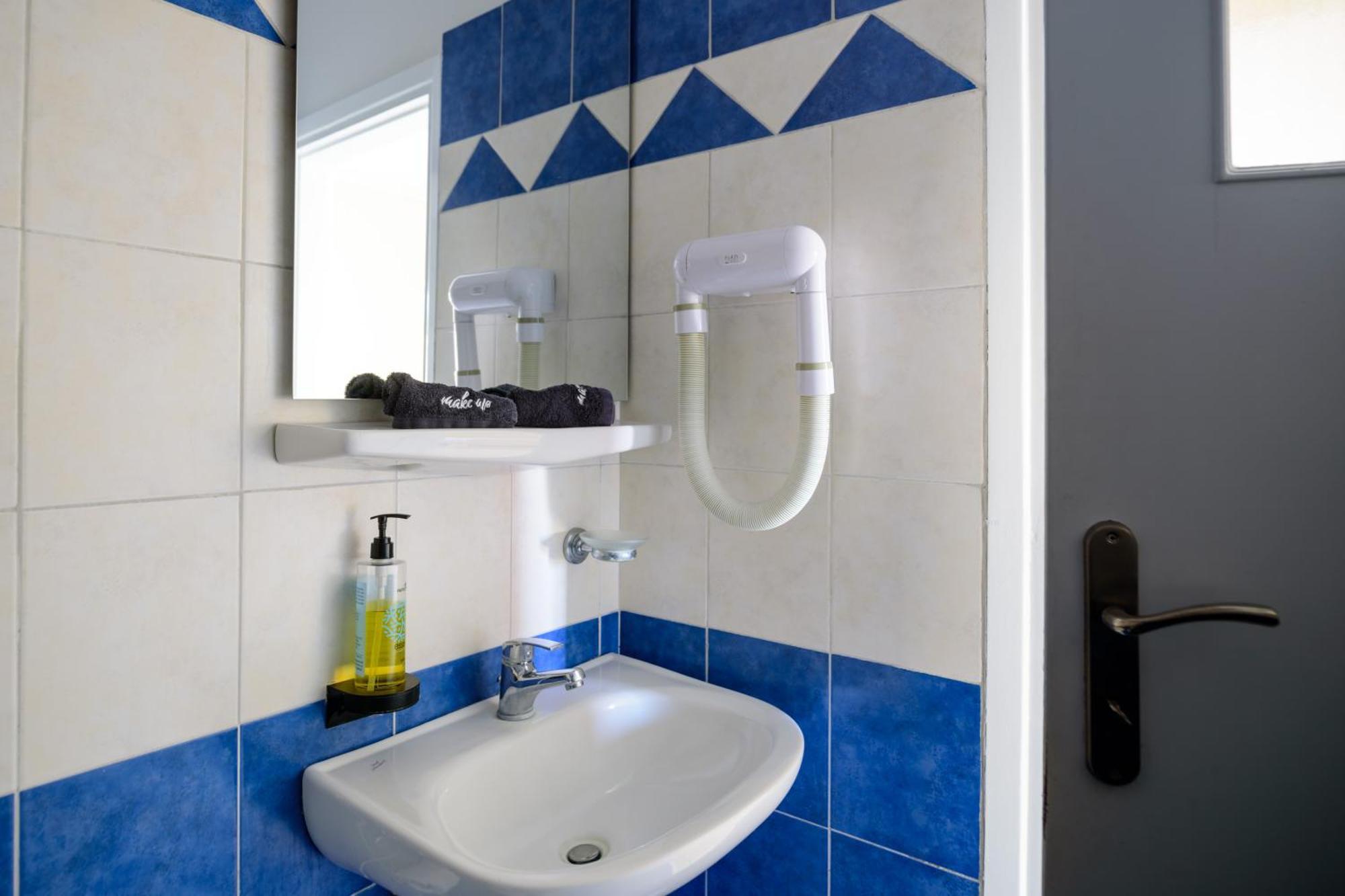 Karidis Hotel Kamári 外观 照片
